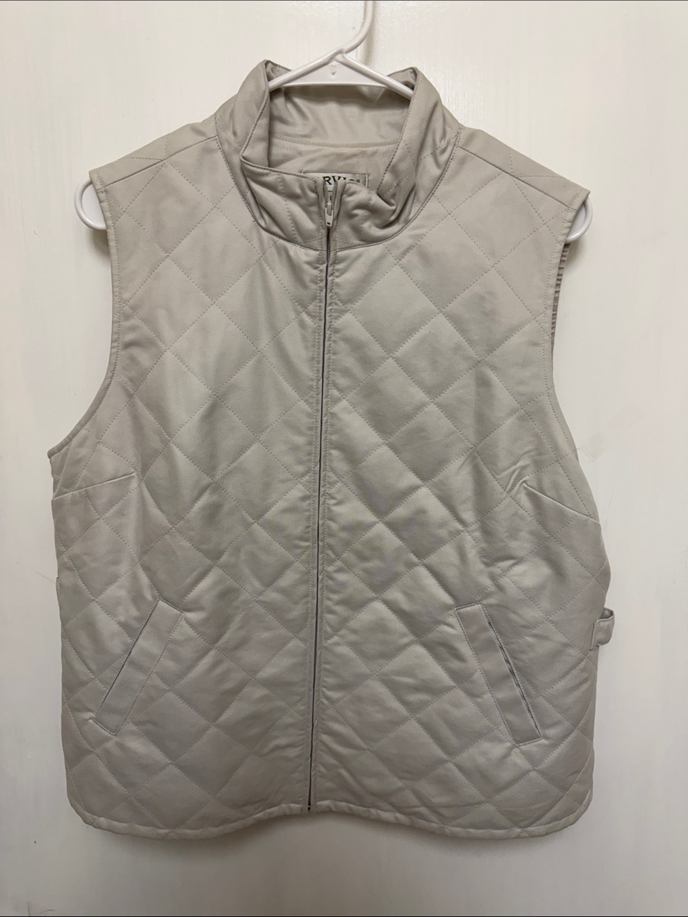 Orvis Light Gray Quilted Vest - Sleeveless Zip Front